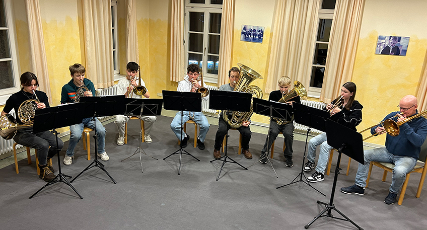 Eine beliebte Traditionsveranstaltung der Musikschule Lübbecke ist das „Podium junger Künstler“, das begabten Nachwuchskräften die Möglichkeit bietet, Bühnenerfahrung zu sammeln. Dieses Konzertformat wird am Samstag, den 17.Februar fortgesetzt.