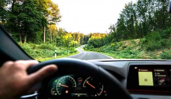 Viele TÜV-Tipps für mehr Nachhaltigkeit im Straßenverkehr